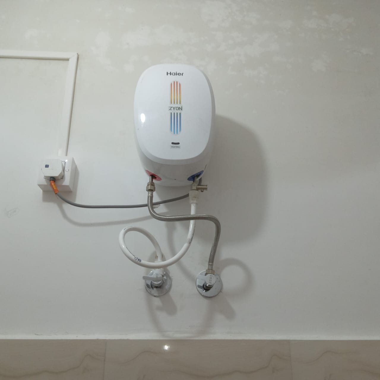 Deluxe (1 Bed) Non AC